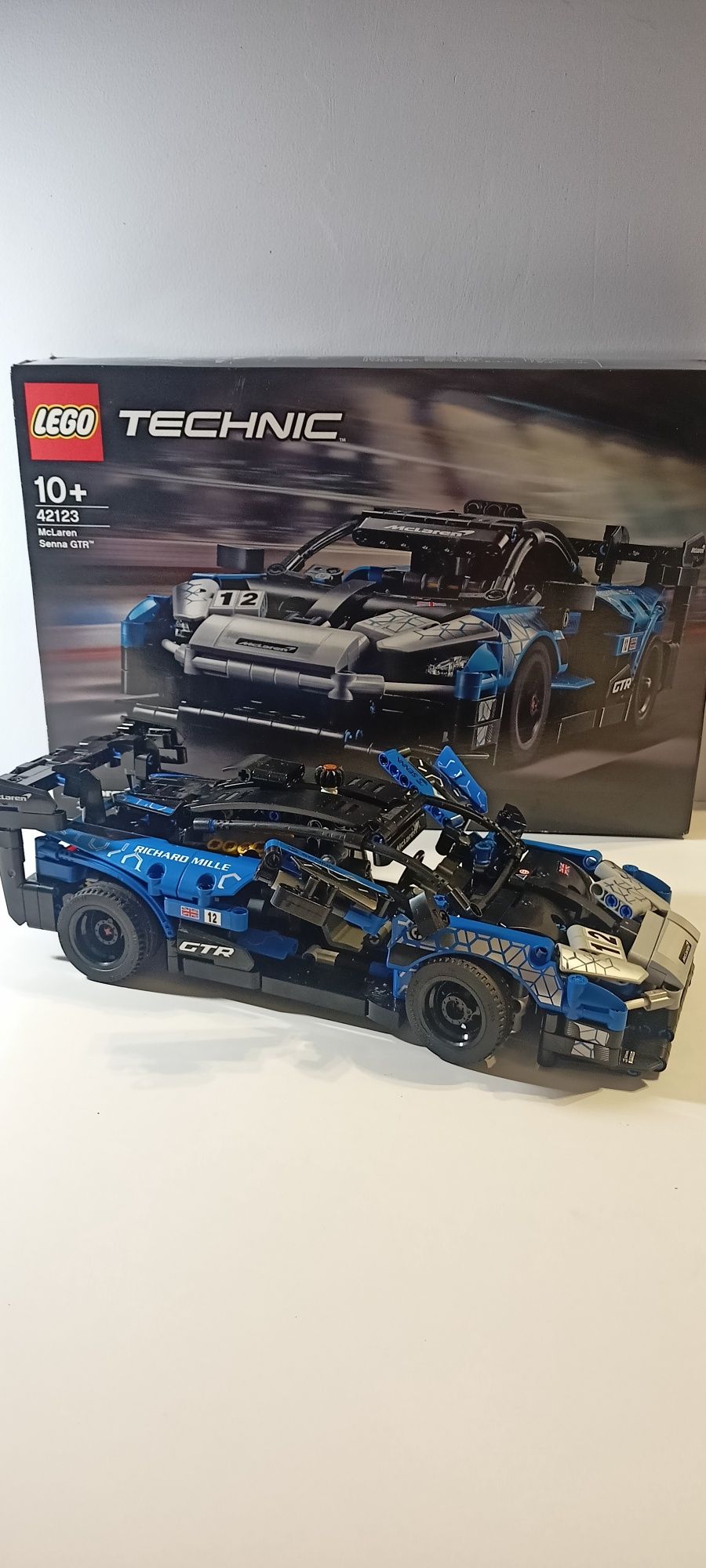 LEGO Technic McLaren Senna GTR 42123