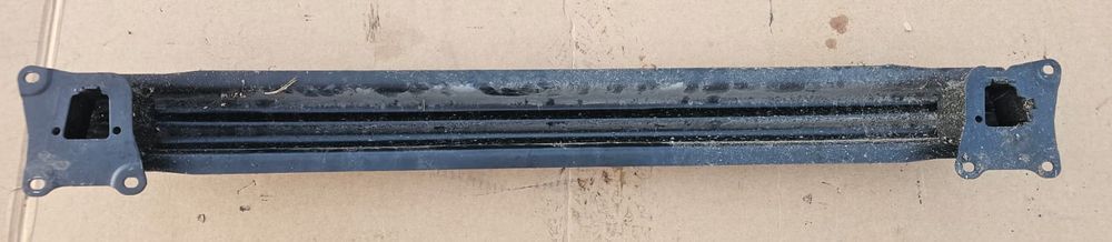 Wzmocnienie belka  zderzak tył tylna Volkswagen Passat B5 Sedan