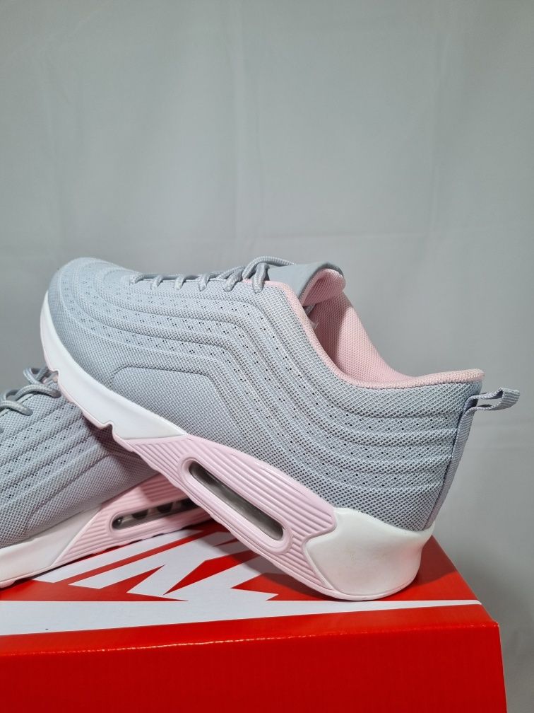 Жіночі Кросівки nike w airmax 97
Розміри:
36
37
38
39
40
999грн