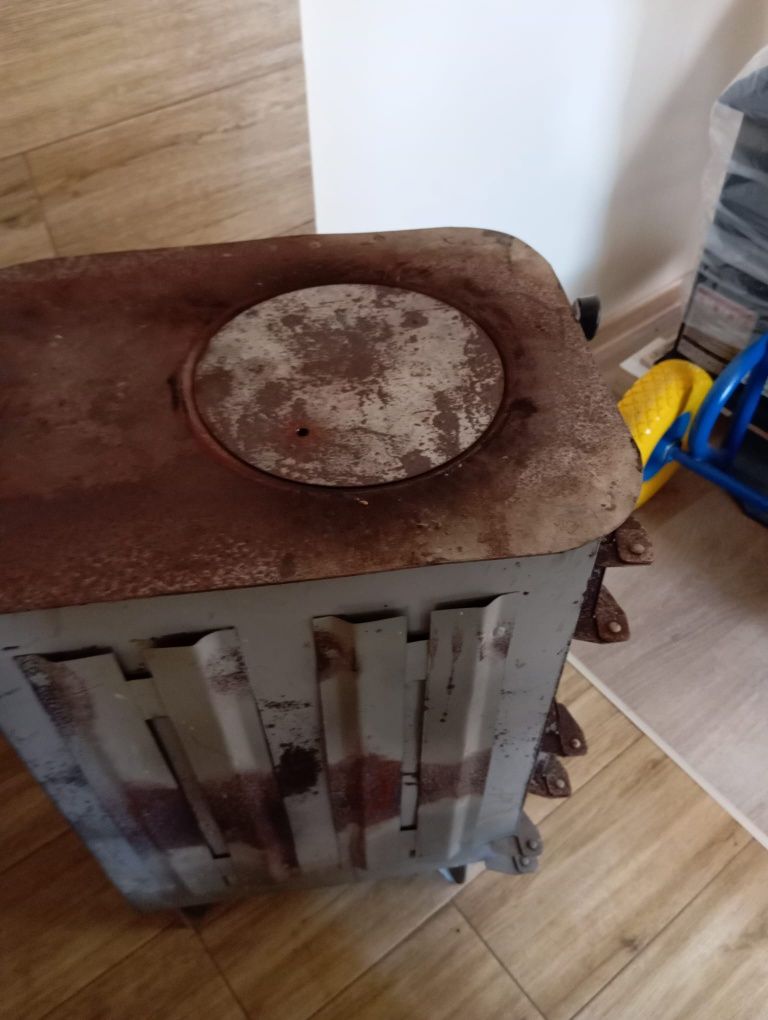 Piec szamotowy z rurami