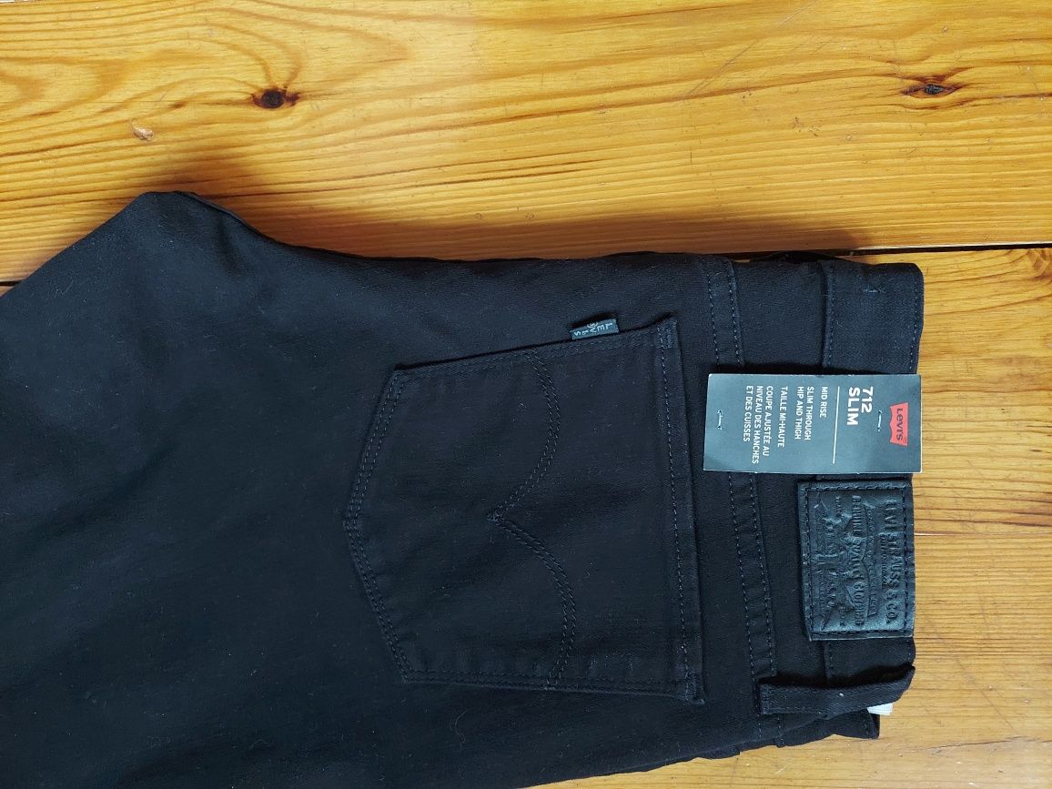 Spodnie nowe markowe Levis W 29 L 32 model 712