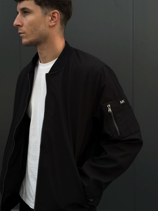 Куртка бомбер від Michael Kors