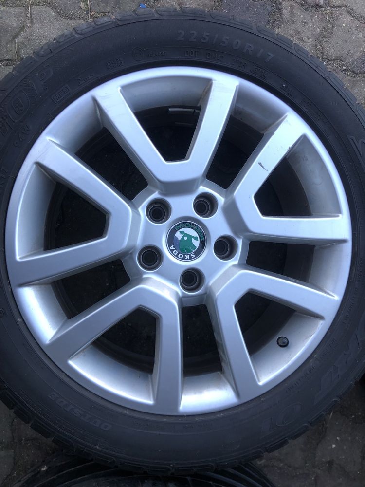 Alufelgi 17 Skoda Yeti 5x112 + opony Dunlop 225/50