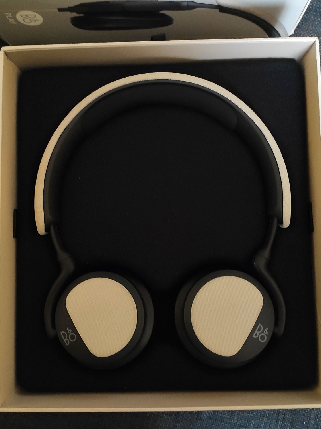 Bang & Olufsen Beoplay H2