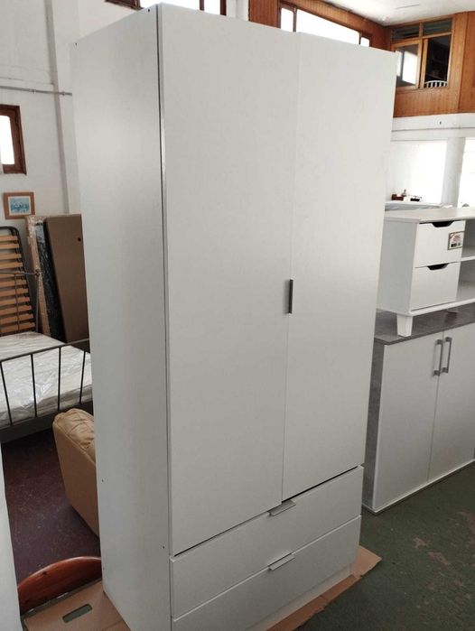 LIQUIDAÇÃO: ROUPEIRO NOVO - ENVIO GRÁTIS