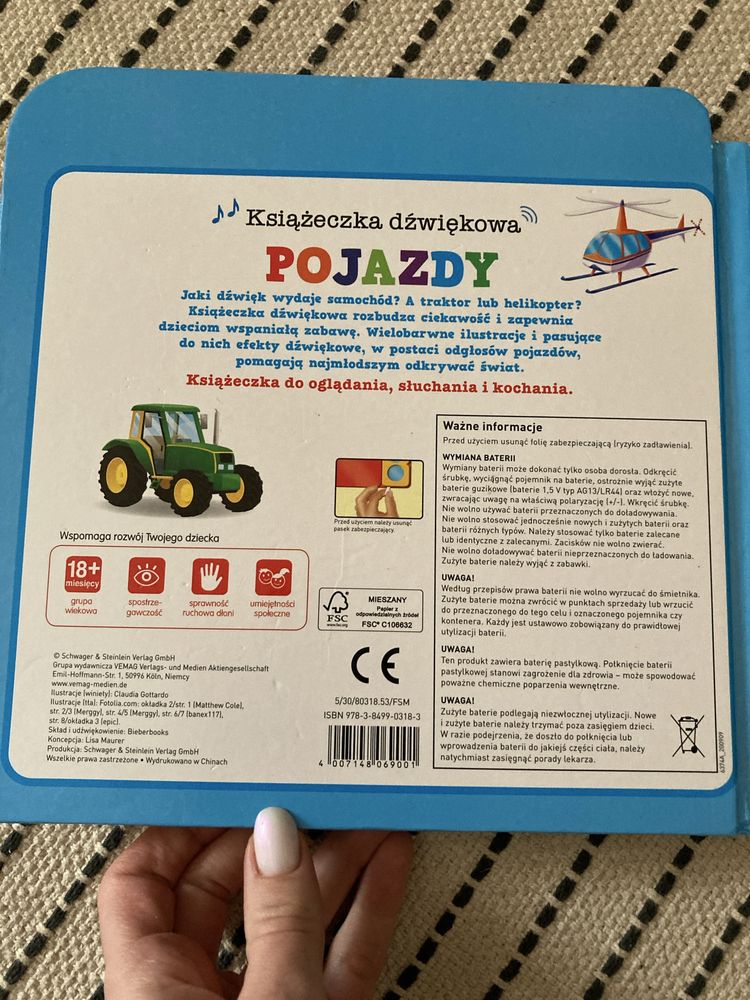 Ksiązka pojazdy z dźwiękiem auta