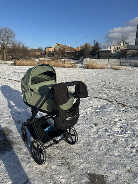 Cybex Priam platinum green