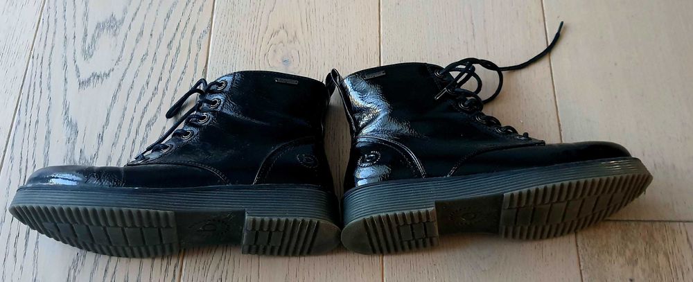 BUGATTI botki 39 buty damskie zimowe z ociepleniem w środku