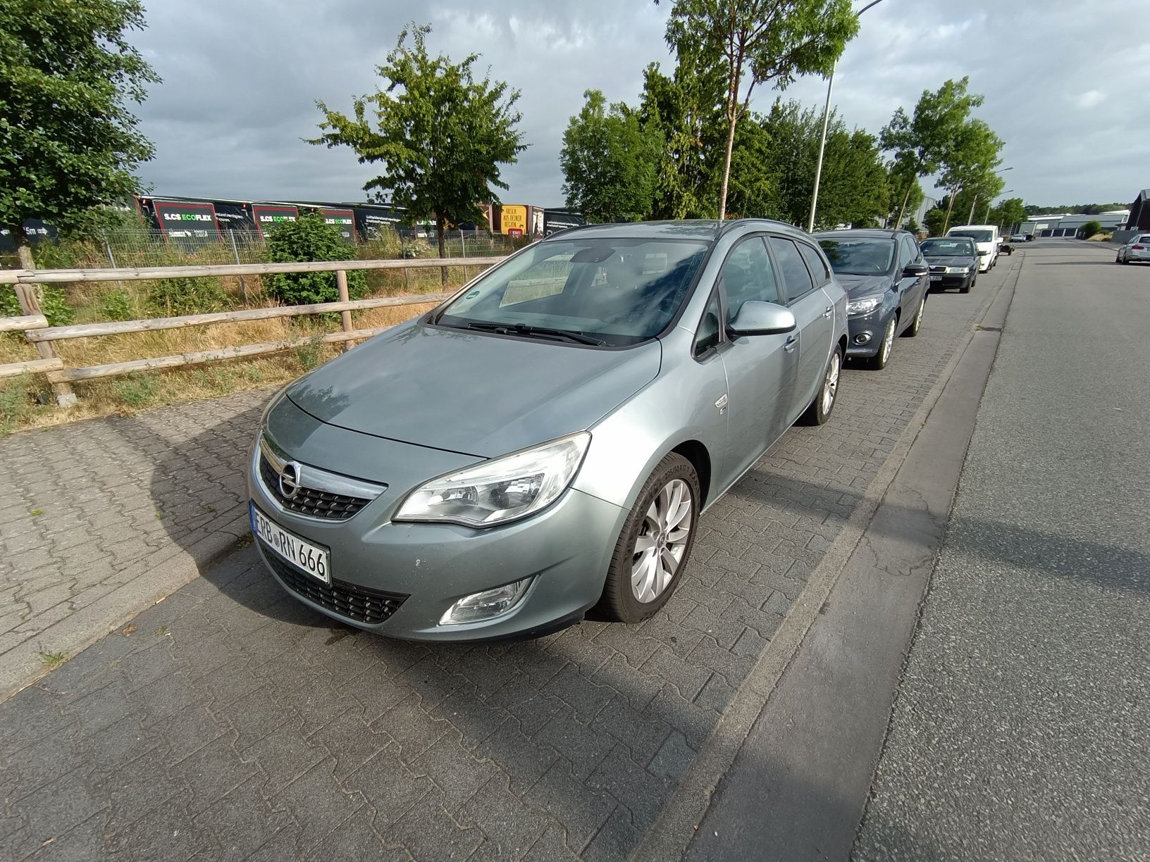 Opel Astra J kombi 1,7cdti 110KM