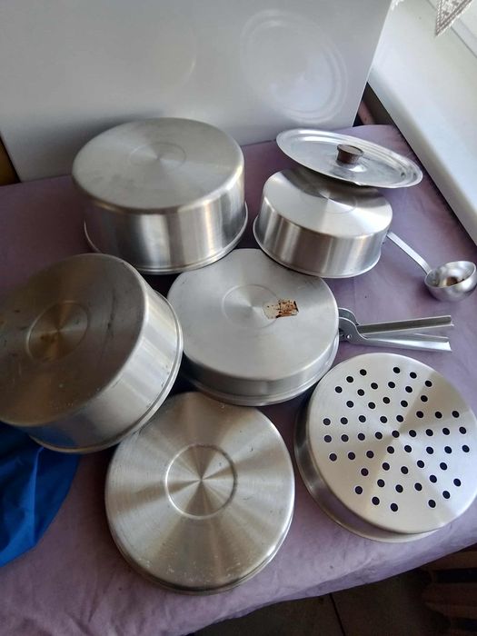 Zestaw naczyń turystycznych