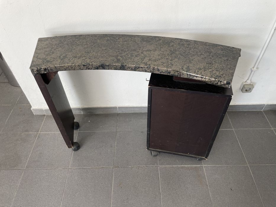 Mesa para manicure