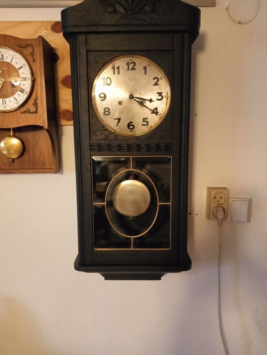 Zegar ścienny junghan