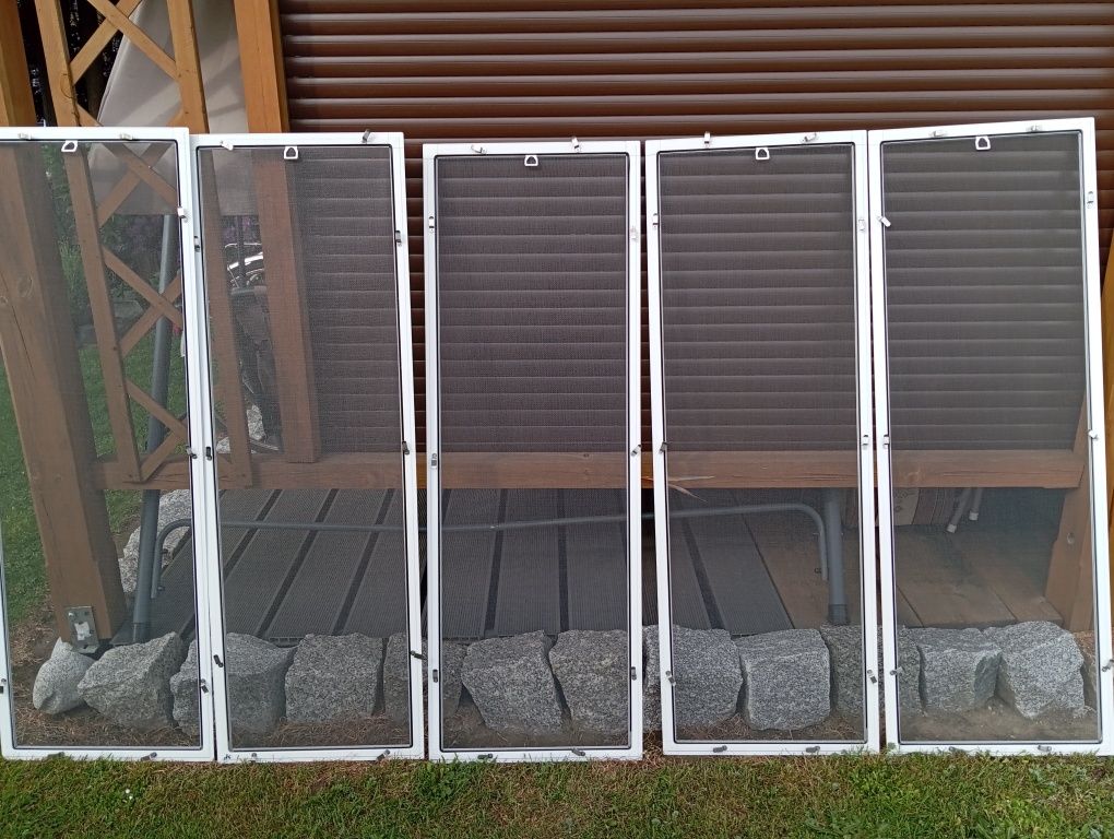 Moskitiery,siatki do okien przeciw insektom
