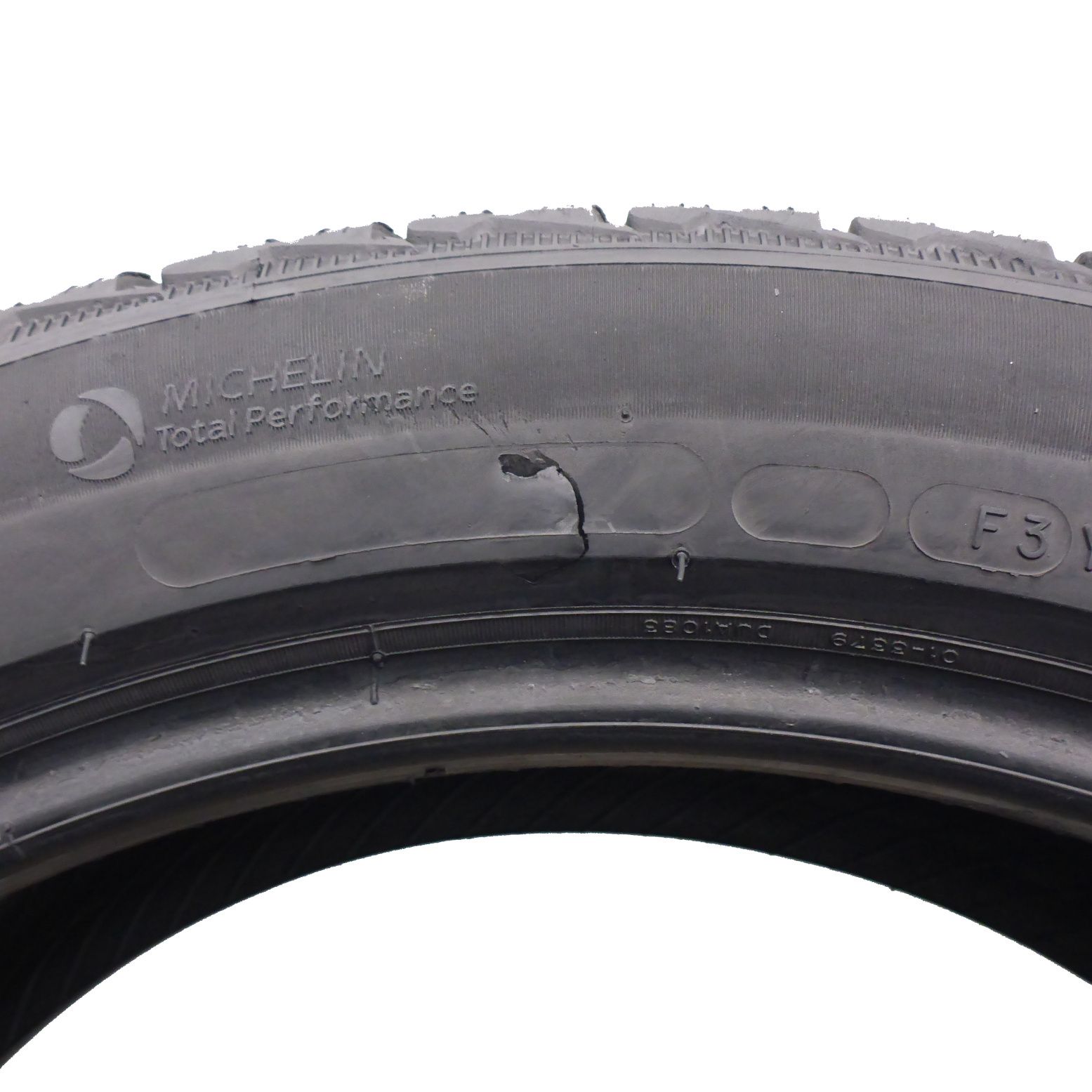 Opony 245/45/19 Michelin 245/45R19 102V XL Alpin5 Zimowe 2020 6,2mm