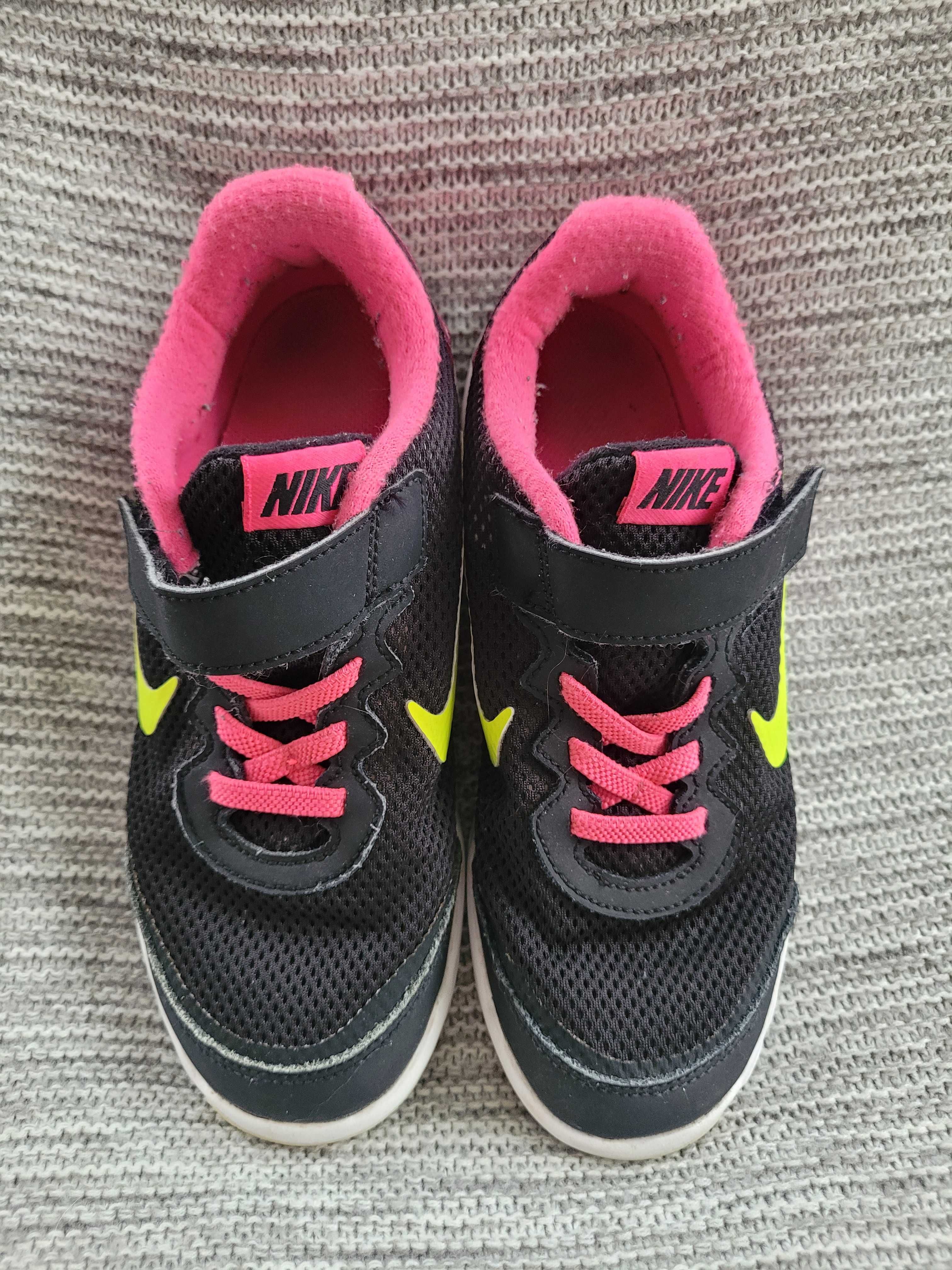 Buty dla dziewczynki Nike rozmiar 32