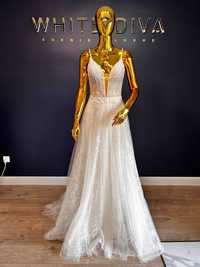 Nowa suknia ślubna ivory r. 38 z brokatem na cienkich ramiączkach tren