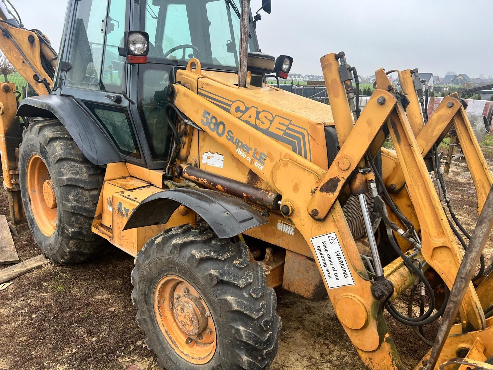 Koparko-ładowarka Case 580 super LE