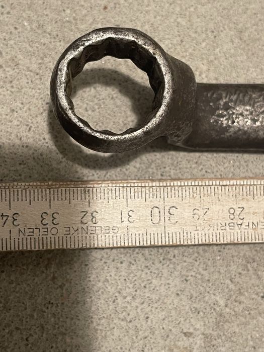 Klucz oczkowy z czasów PRL