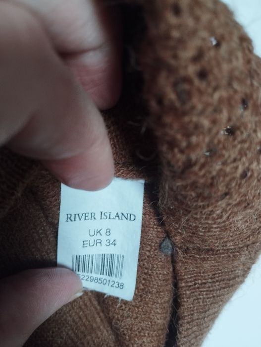 Karmelowy sweterek River Island rozm. 8 (34)