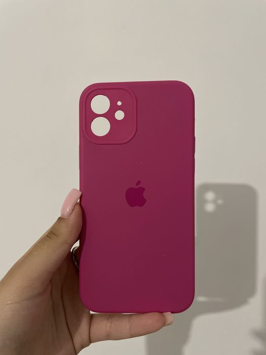 Чохли для iPhone 12