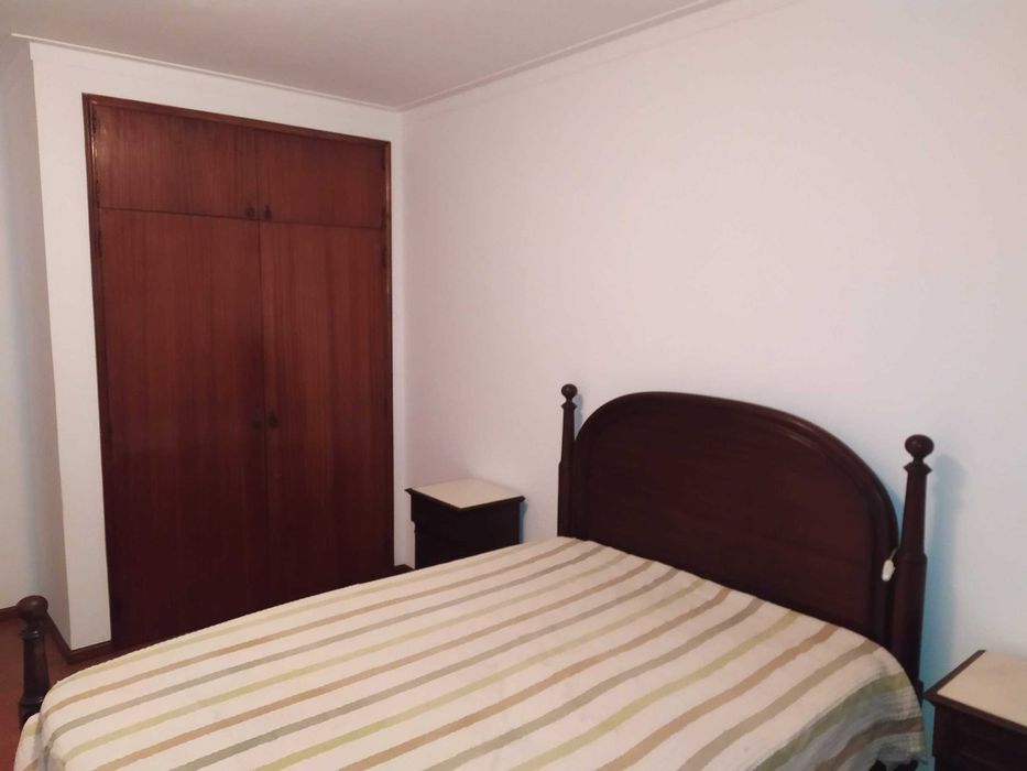 Arrenda-se apartamento T2