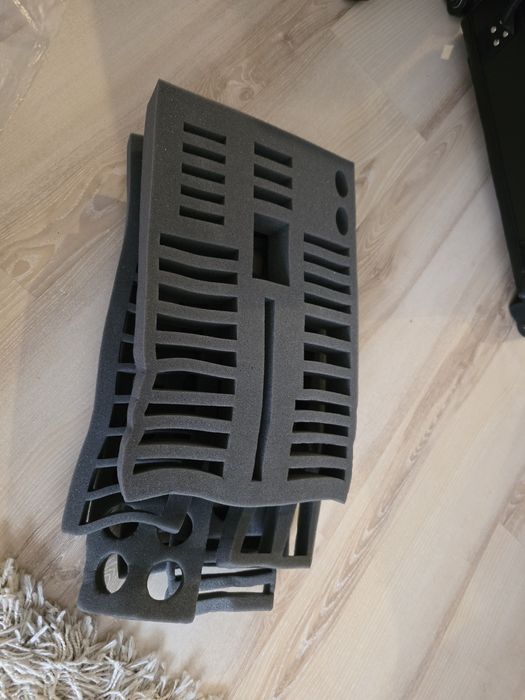 Kuferek na kosmetyki Nowy