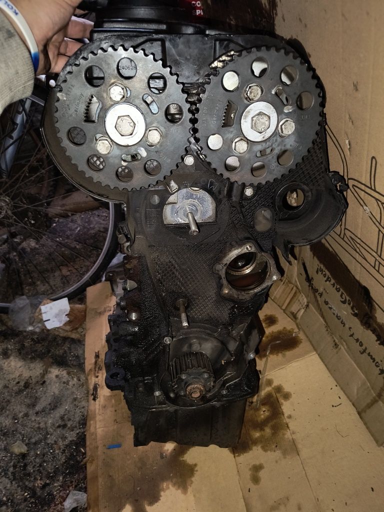 Silnik Audi A4 B7 A6 C6. 2.0 TDI BRF 136k 08r