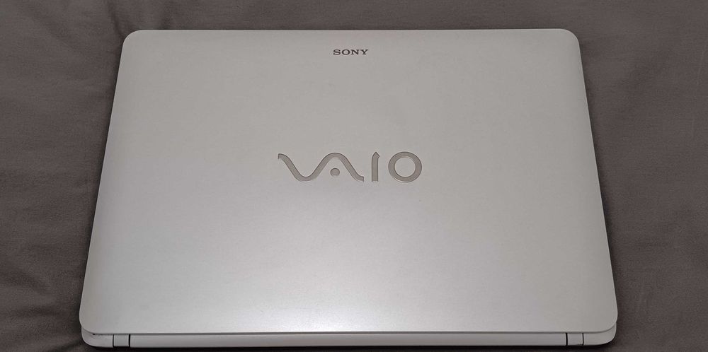 Portátil Sony Vaio i5-3337U 8 GB de Memória |