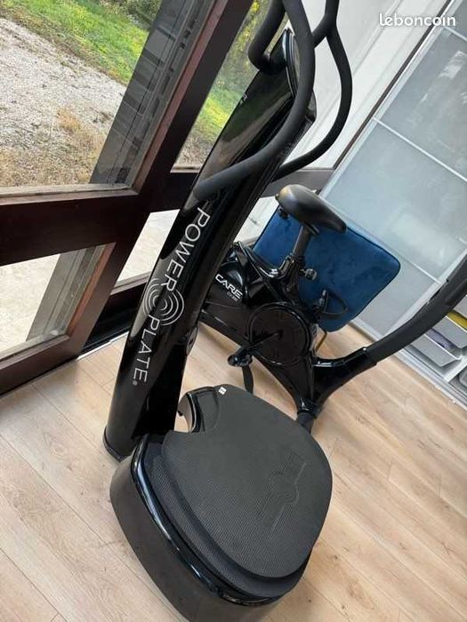Vendo Power Plate My5 treino com Vibração como nova