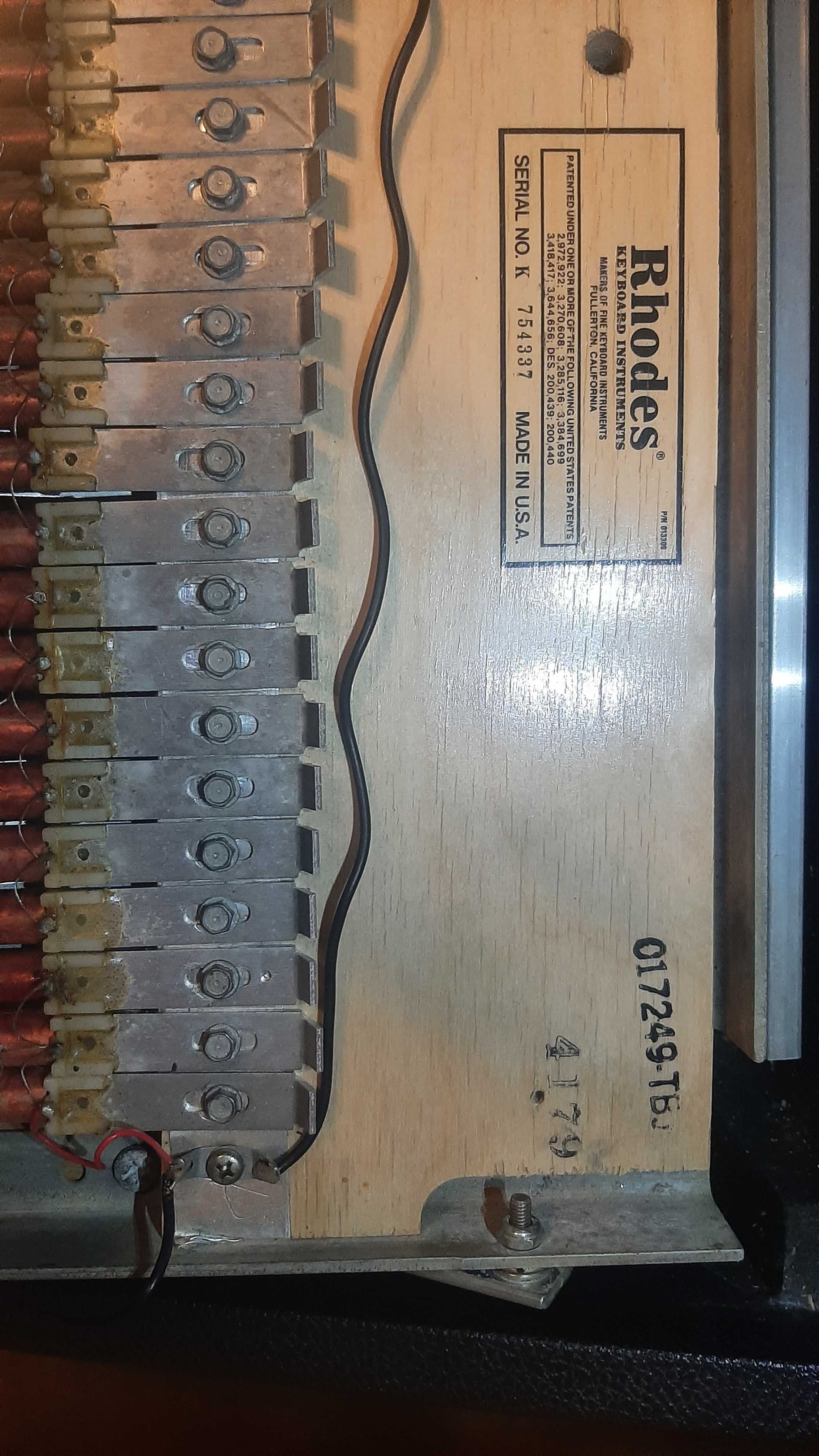 Fender Rhodes Stage Piano Mark I [Seventy-Three]