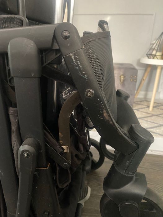 Дитячий візок прогулянковий