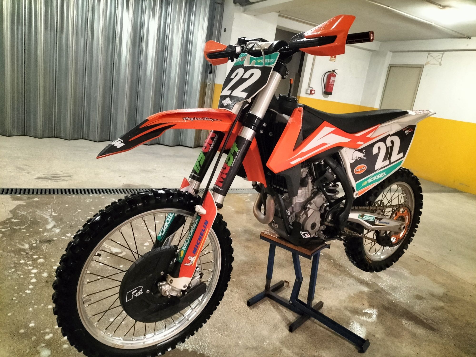 Ktm 250 sx-f motocross