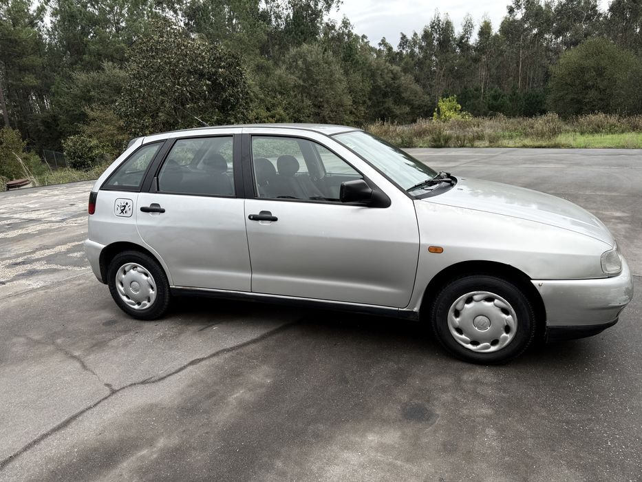 Seat ibiza 1.0  carro muito bom e economico