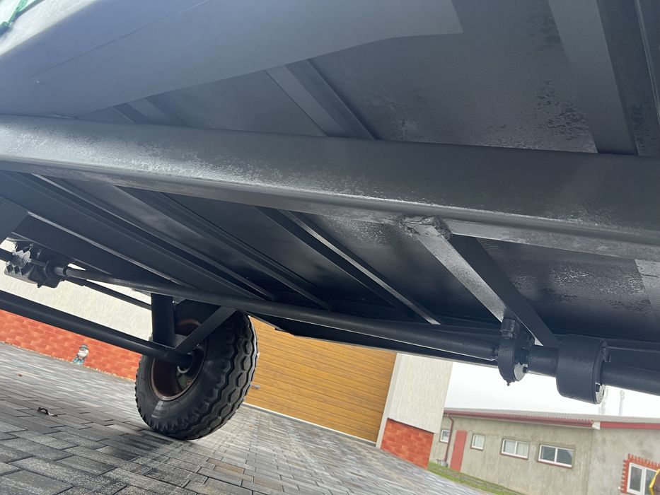 Продам гноєрозкидач органічних добрив