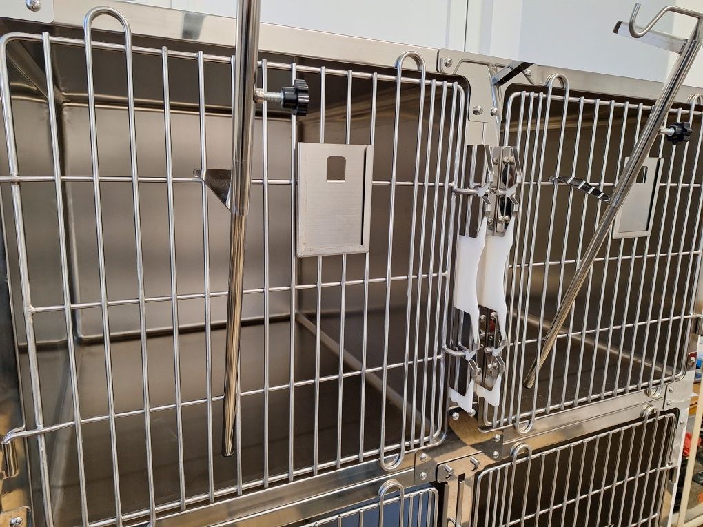 Módulo de 4 jaulas para clinica veterinária