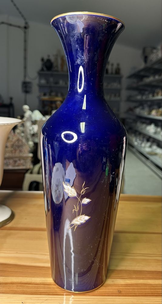 Wazon porcelanowy sygnowany Echt Kobalt CM Hutschenreuther kwiat 1024
