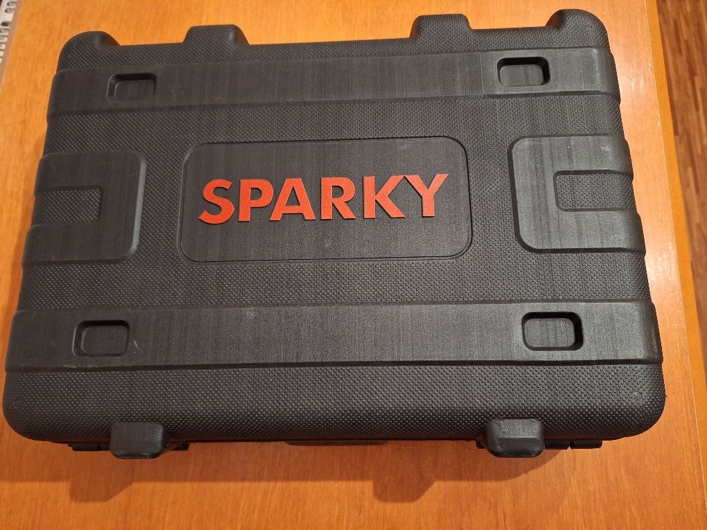 Wkrętarka udarowa aku Sparky GUR 18Li