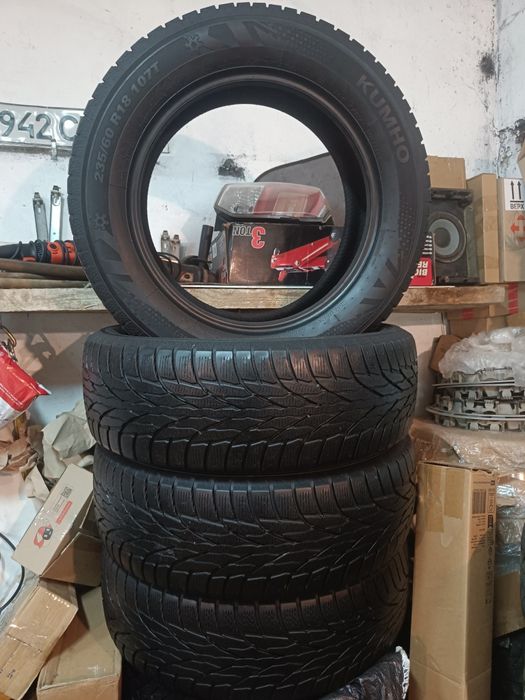 Резина Kumho WinterCraft WS51 ICE SUV 235 60 18