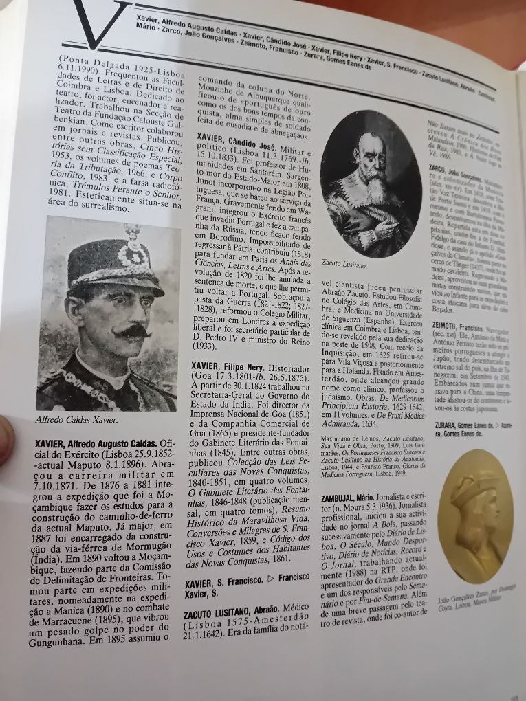 O Grande Livro dos Portugueses