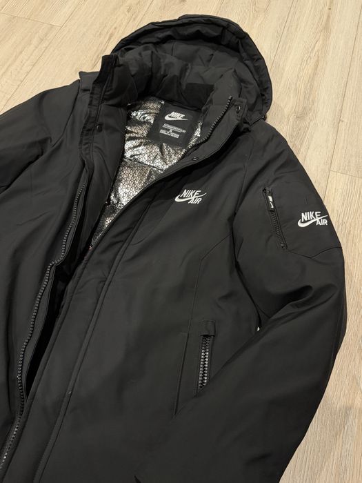 Продам зимову куртку в чудовому стані.