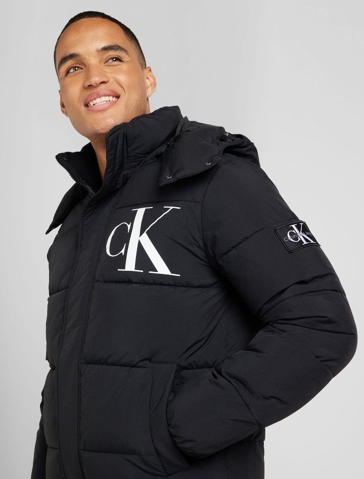 Blusão Homem Essentials Calvin Klein