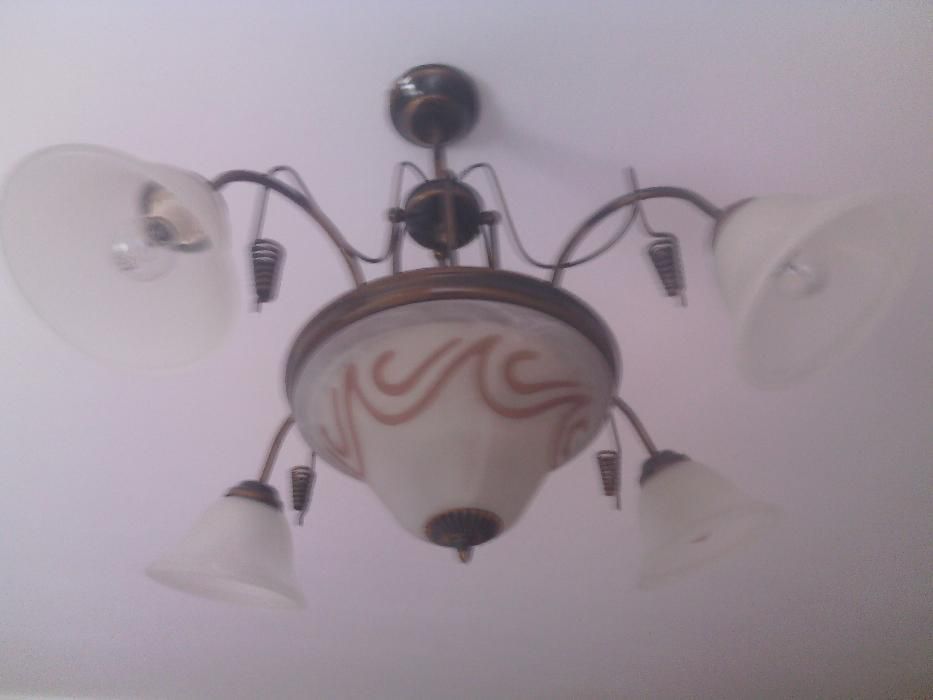 Żyrandol podwieszany lampa