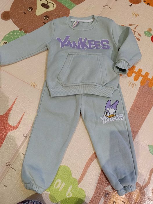 Костюм теплий на дівчинку 2р( 92р)