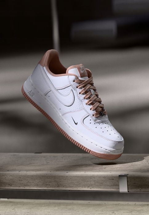 Nike 38 Buty Damskie Air Force 1 '07 Mini Jewel Skórzane T750