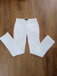 Białe eleganckie spodnie rozm.34