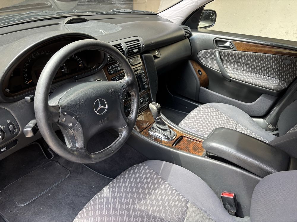 Mercedes C220cdi SW CxAuto 143cv