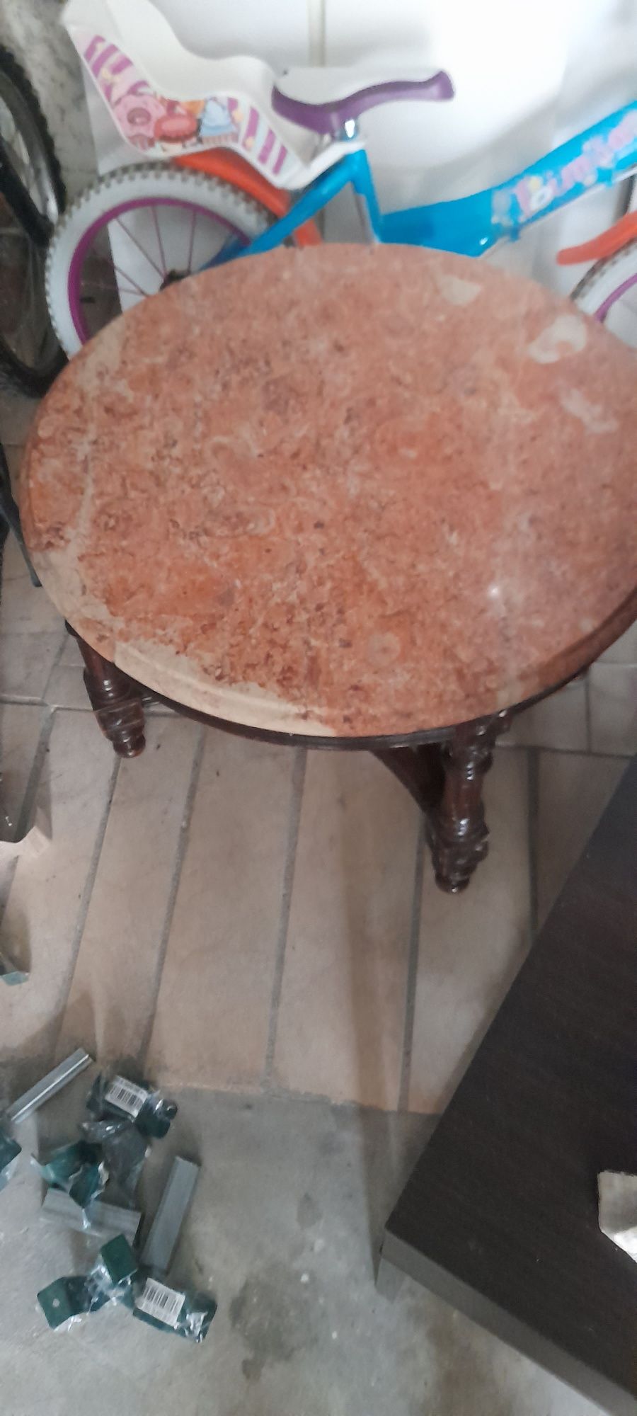 Venda de cómoda e mesa centro