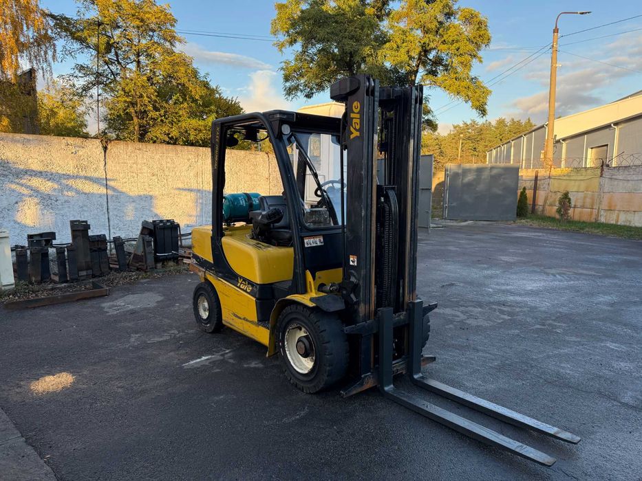 Навантажувач вилковий YALE GLP35VX Вагонник