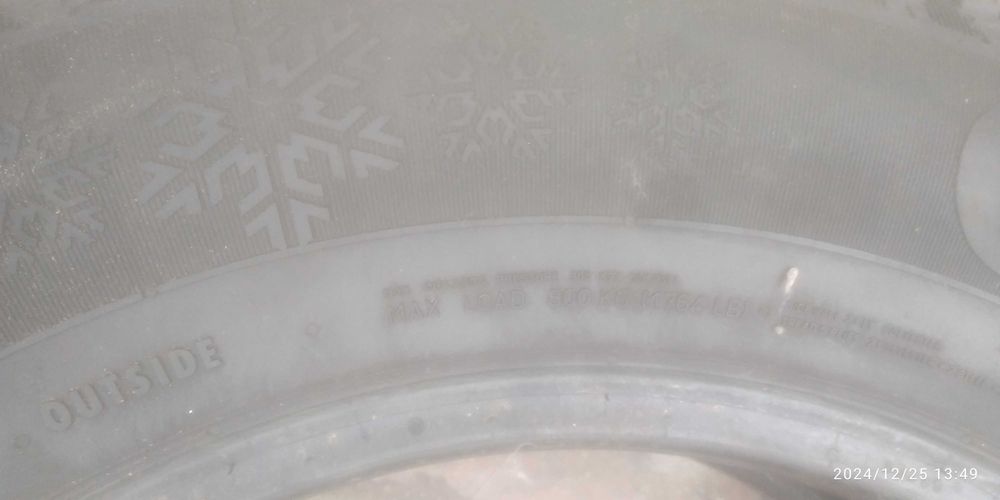 Резина покришки Continental ContiIceCintact  4×4 215/70/16 m+s 100T