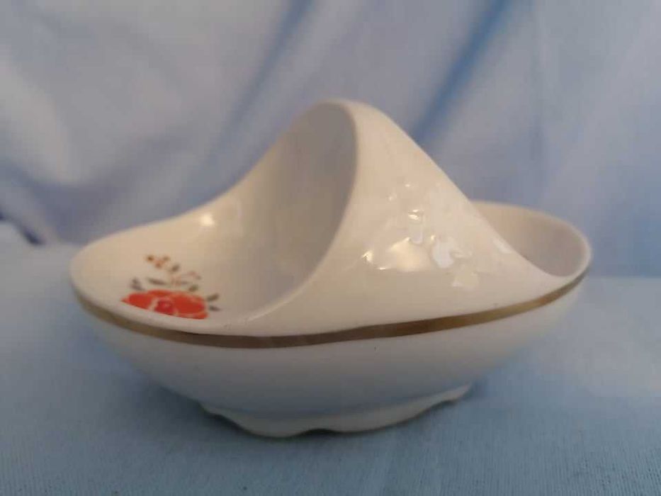 Kabaret porcelanowy, Karolina, porcelana PRL